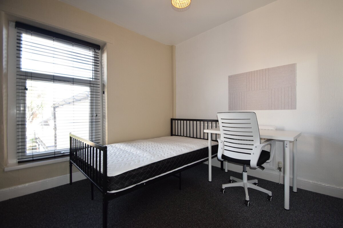 Richard Street