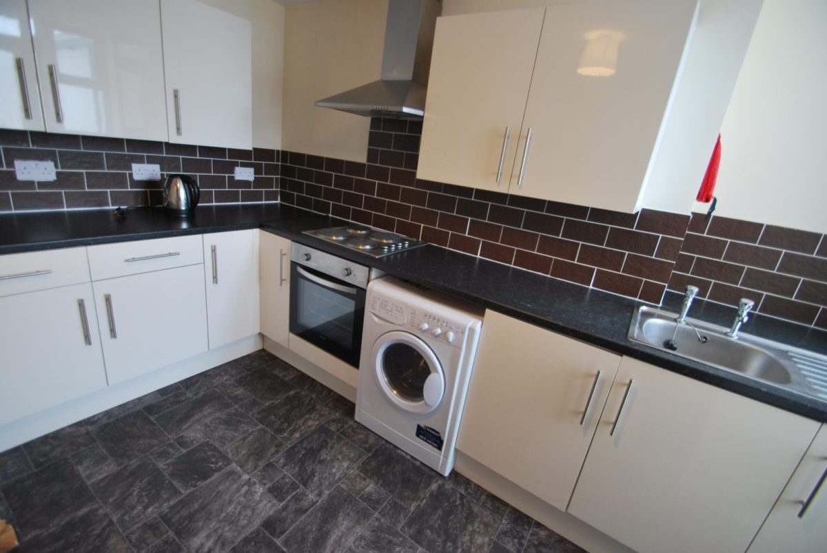 Woodville Road, Flat 4