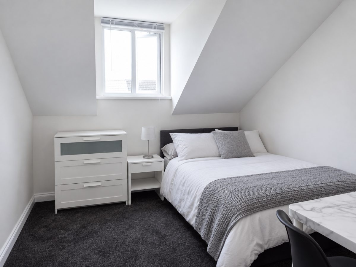 Woodville Road, Flat 4