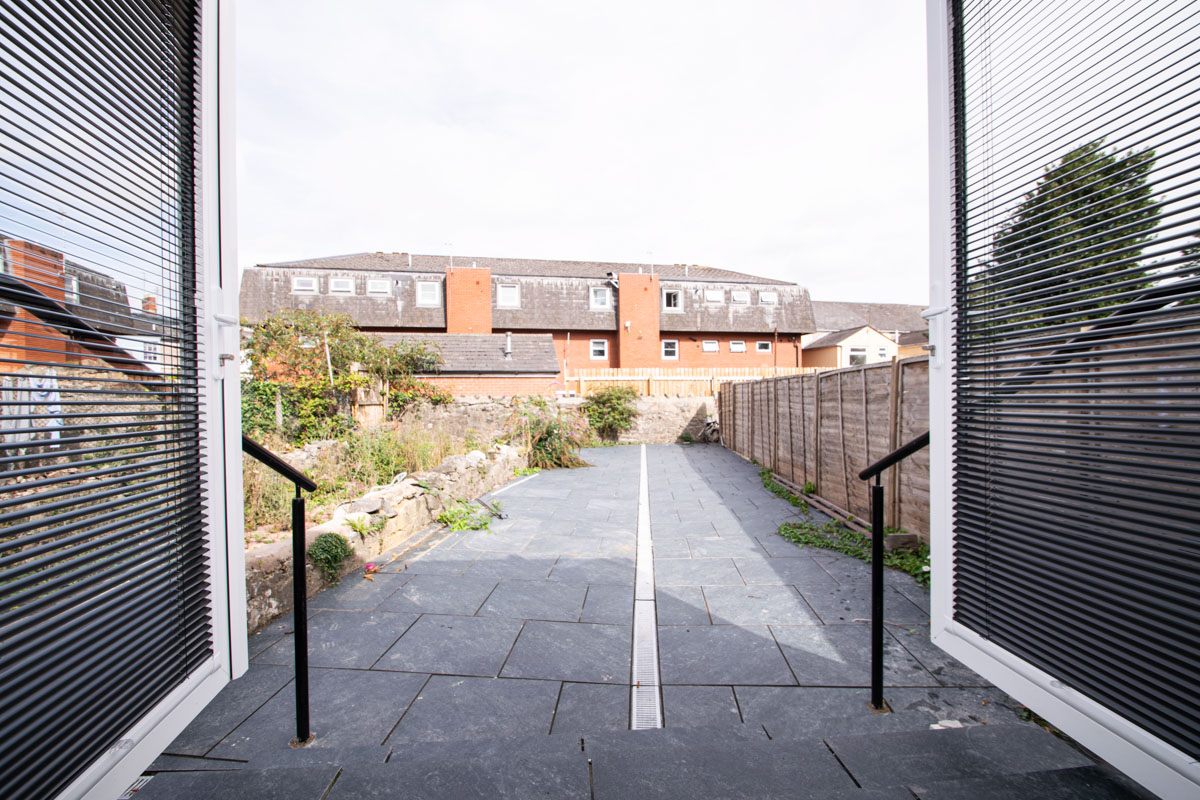 Miskin Street