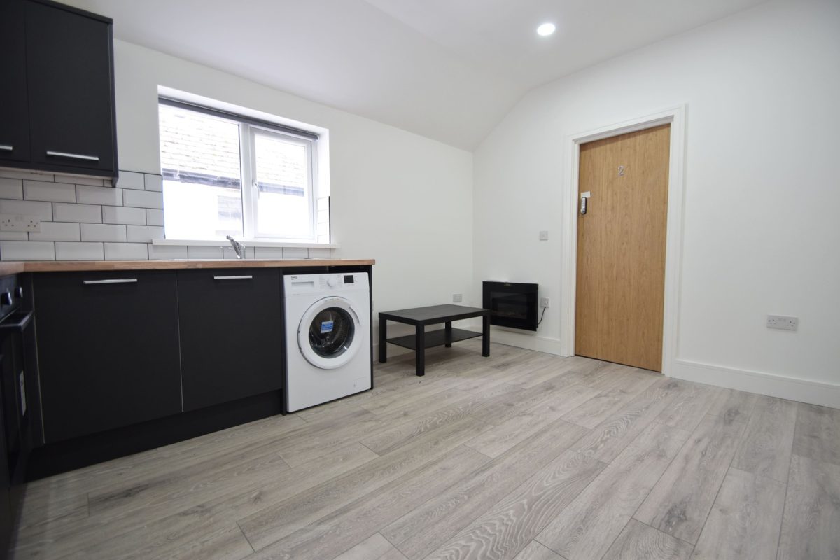Monthermer Road F2
