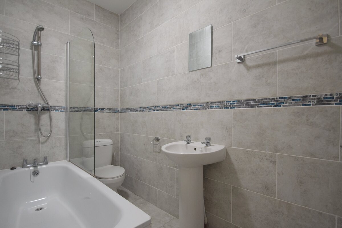 Flat 2, City Road
