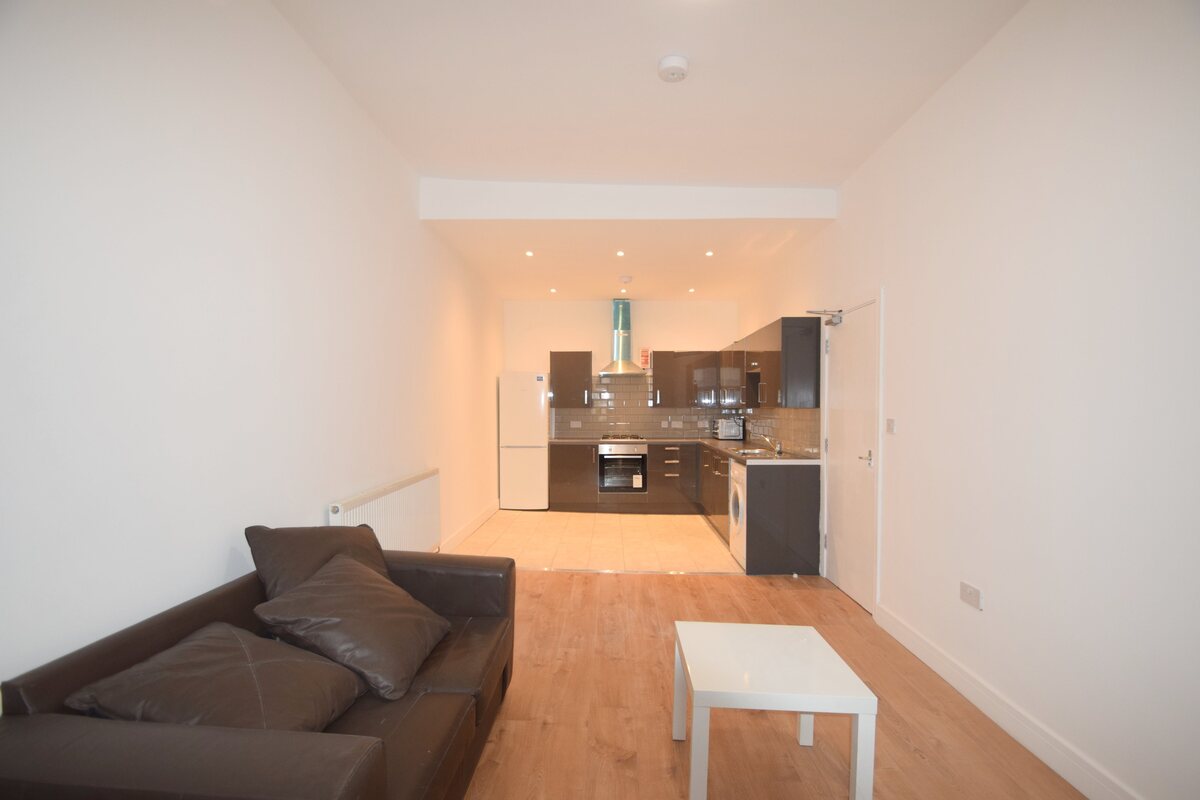 Flat 2, City Road