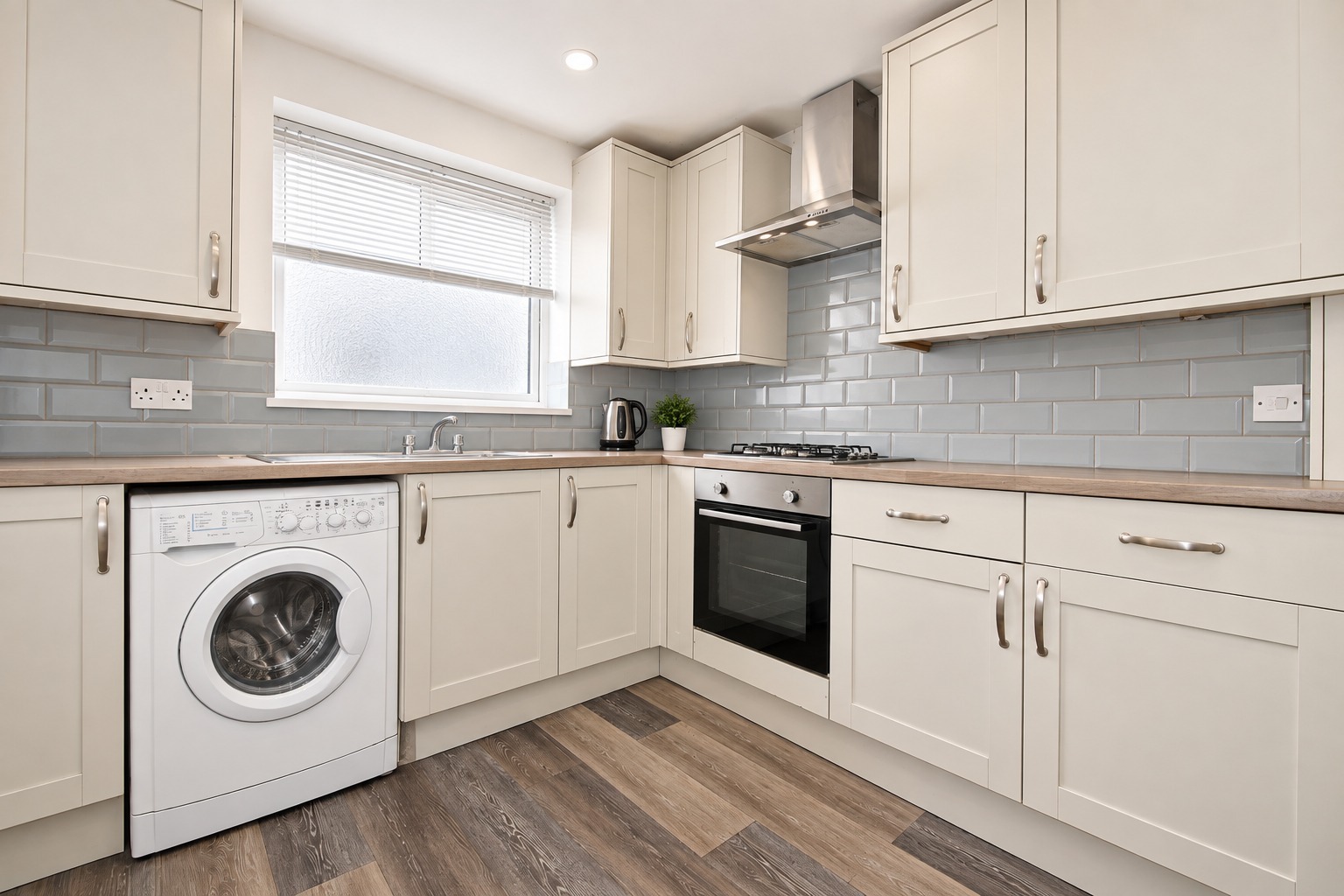 2 Bedroom Flat